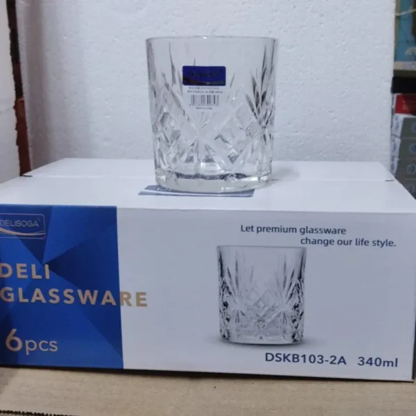 Upgrade your drinkware collection with this stylish Premium Deli Glassware set. You get 6 lovely glasses! Great for everyday use or entertaining